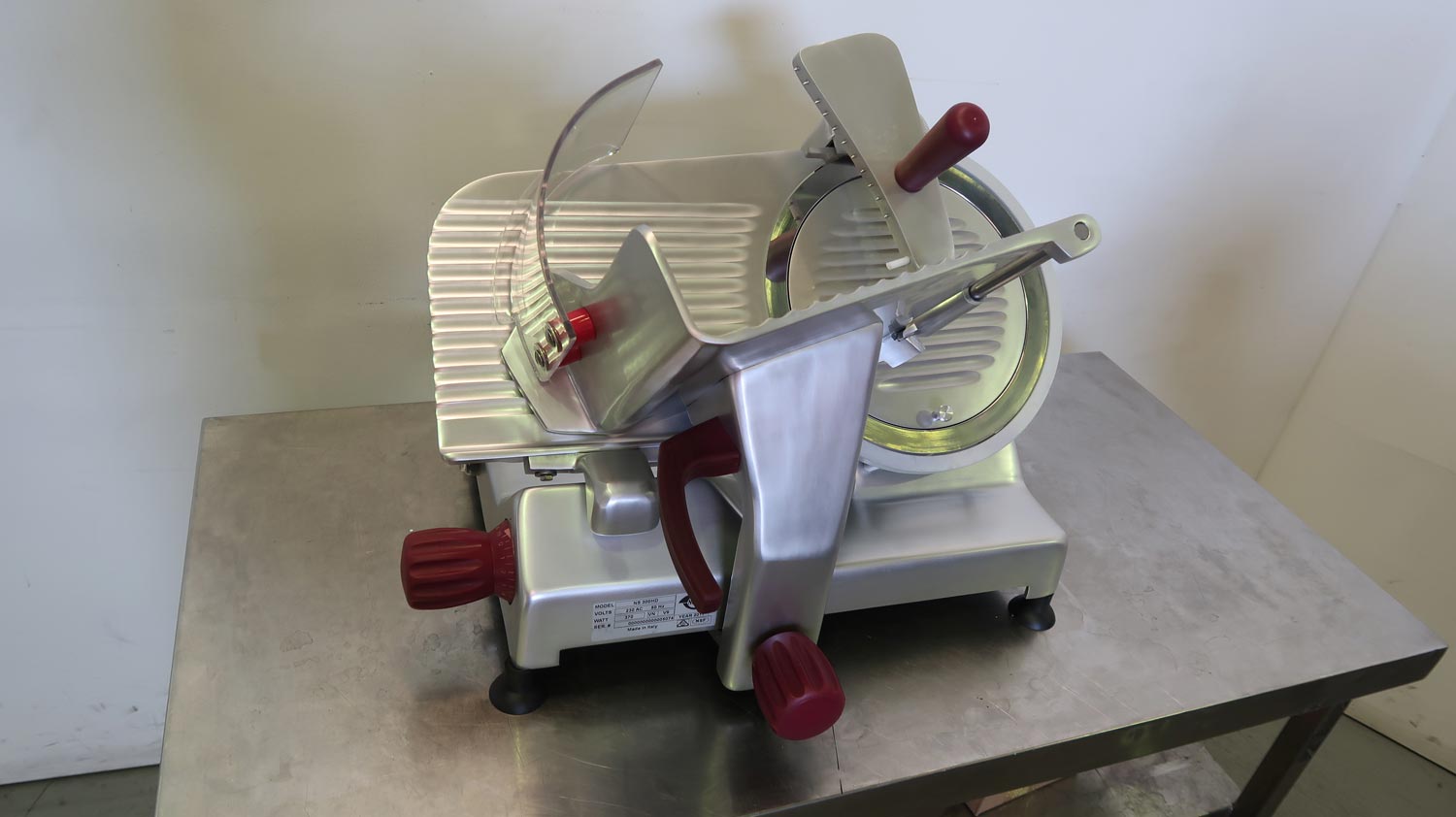 Noaw NS300HD Meat Slicer (1)