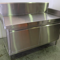 Simply Stainless Bench with Splashback (1)