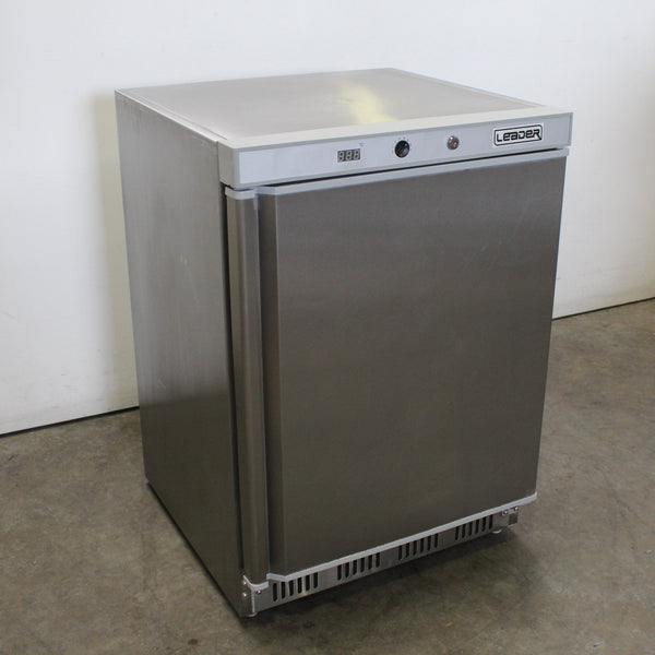 Leader ERD81 1 Solid Door Bar Fridge (2)