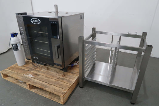 Unox XEVC-0711-GPR 7 Tray Combi Oven (2)