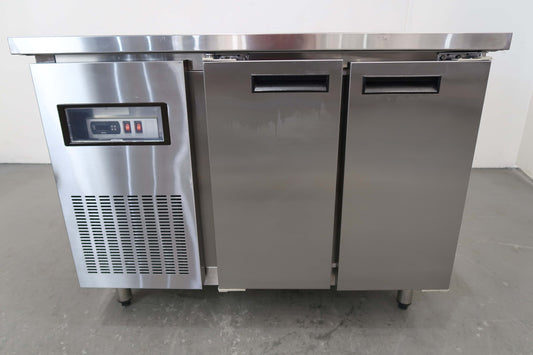 Streamline C2S-1200 Undercounter Fridge (2)