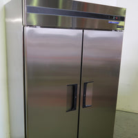 Skope BC126-2FFOS-E Upright Freezer (1)