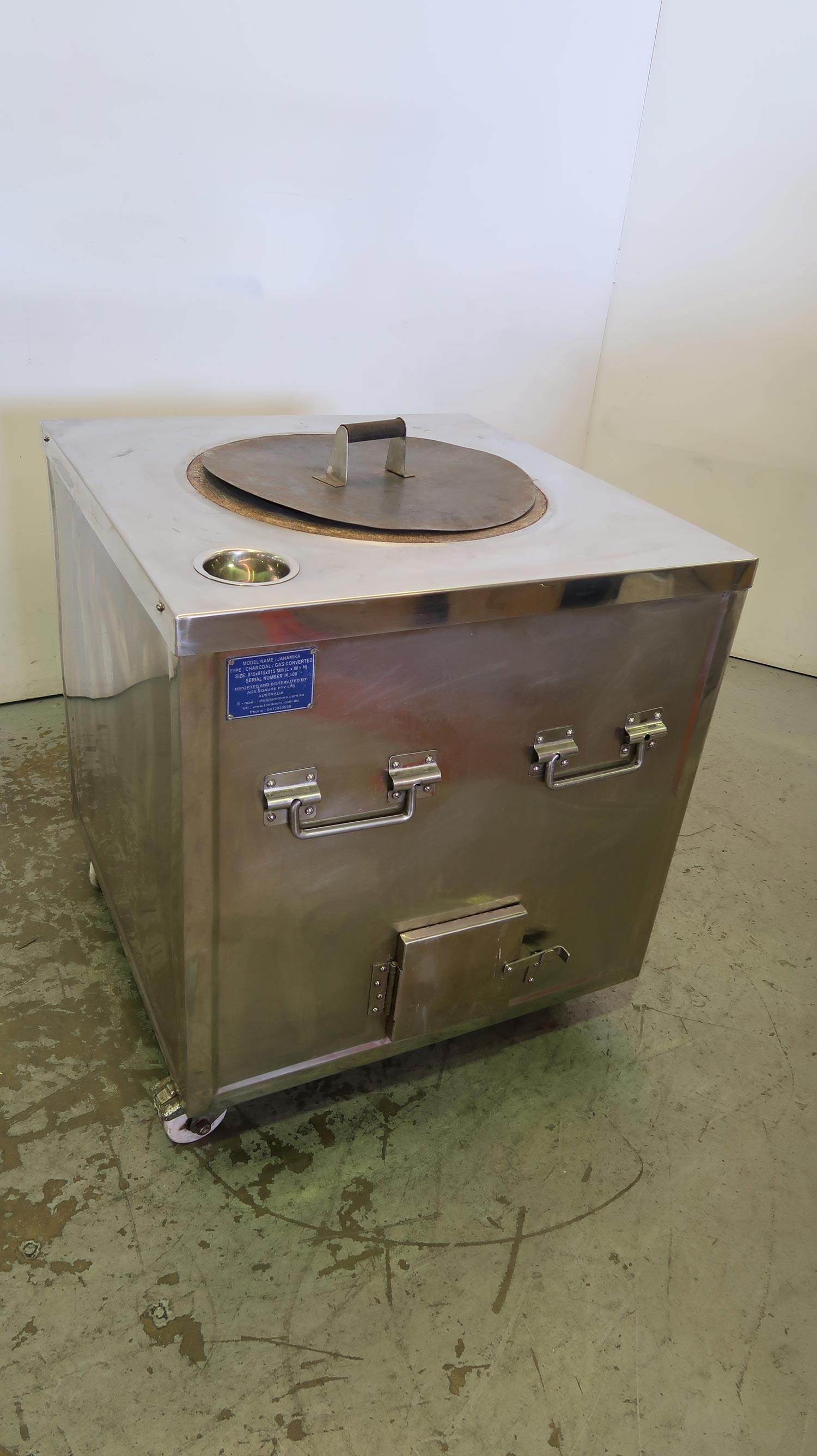 Janamika Charcoal Tandoori Oven (2)
