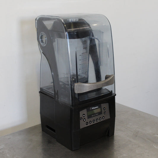 Vitamix THE QUIET ONE Blender (2)