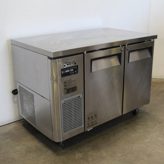 Turbo Air KUR12-2 Undercounter Fridge (2)