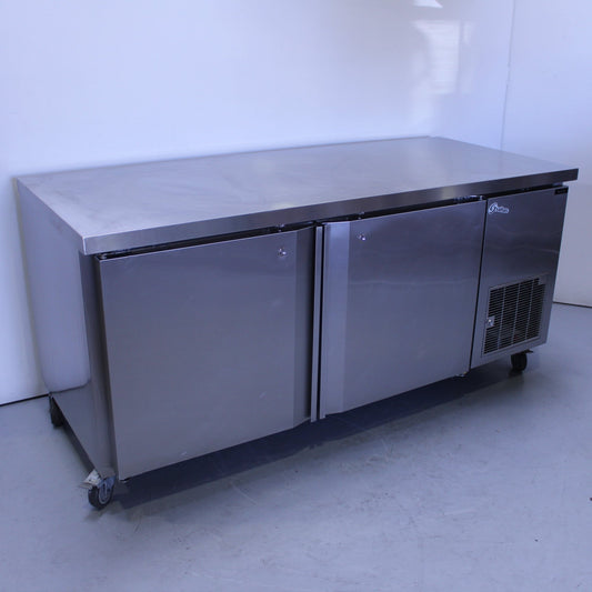 Saltas CUS1800 Undercounter Fridge (2)