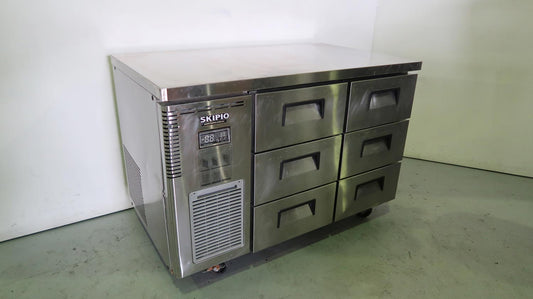 Skipio SUR12-3D-6 Undercounter Fridge (2)
