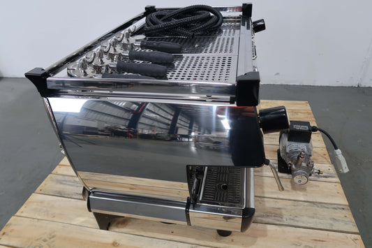 La Marzocco GB5 3AV Coffee Machine (2)