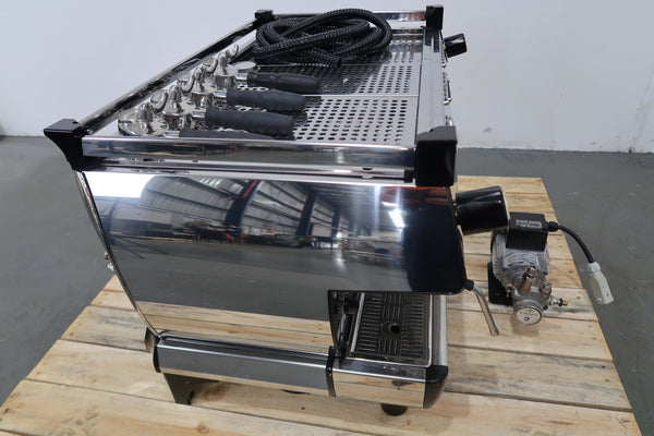 La Marzocco GB5 3AV Coffee Machine (2)