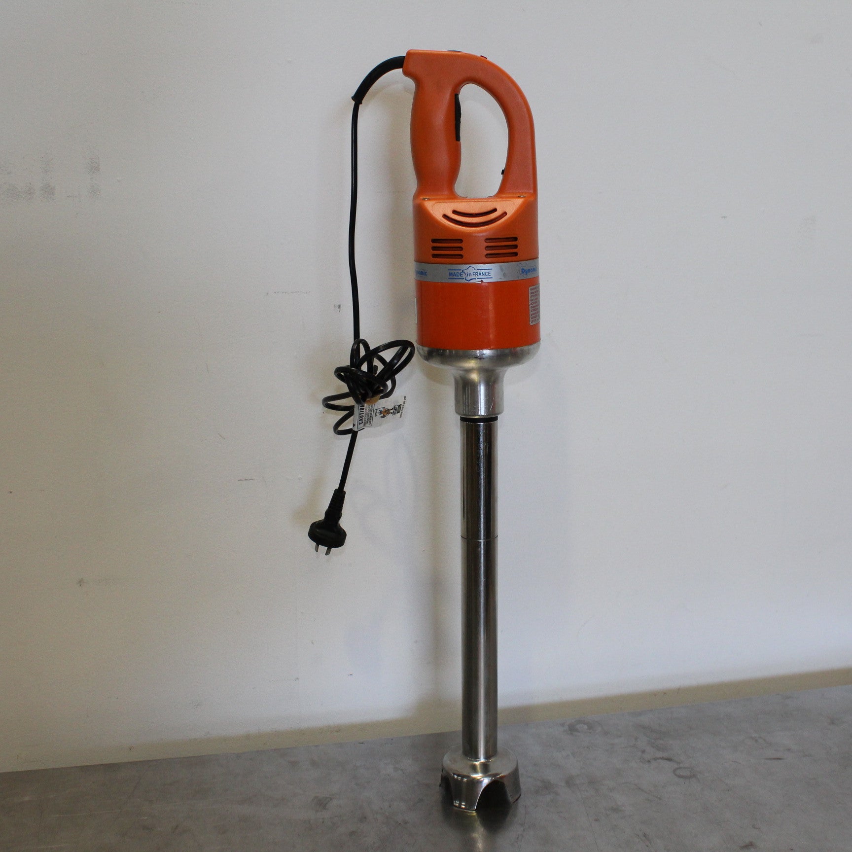 Dynamic DMX410 Stick Blender (2)
