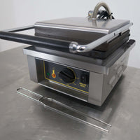 Roller Grill GES 20 Waffle Machine (2)