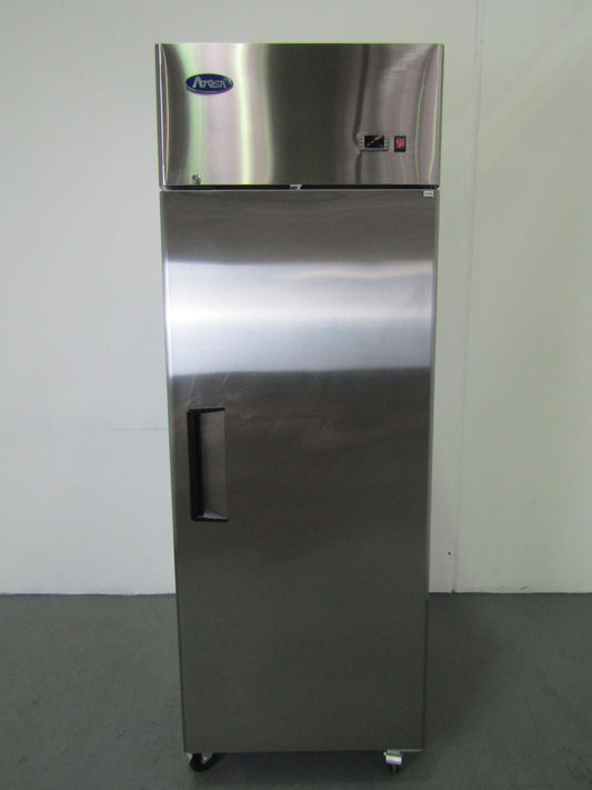 Atosa MBF 8001 Upright Freezer (2)