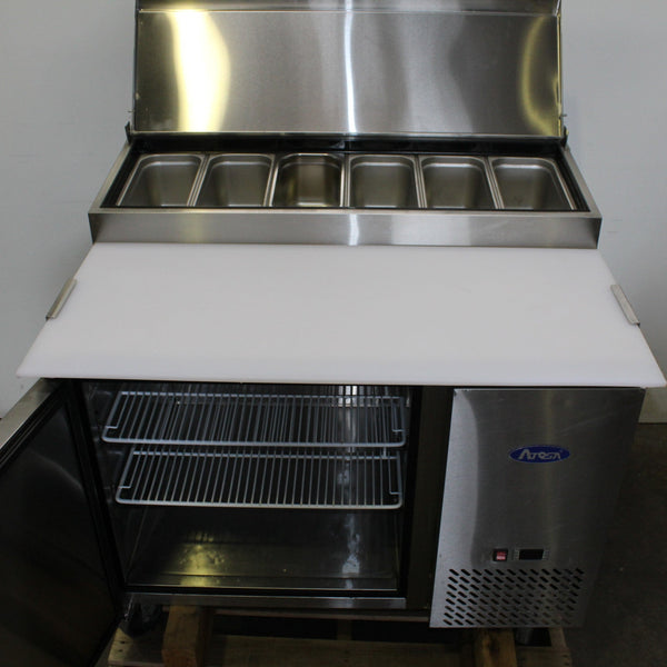 Atosa MPF8201 Pizza Prep Bench (4)
