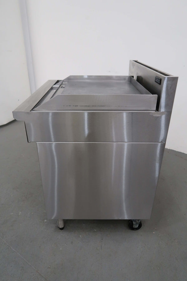 Cobra C9B 2 Burner Cooktop Griddle Combo (4)