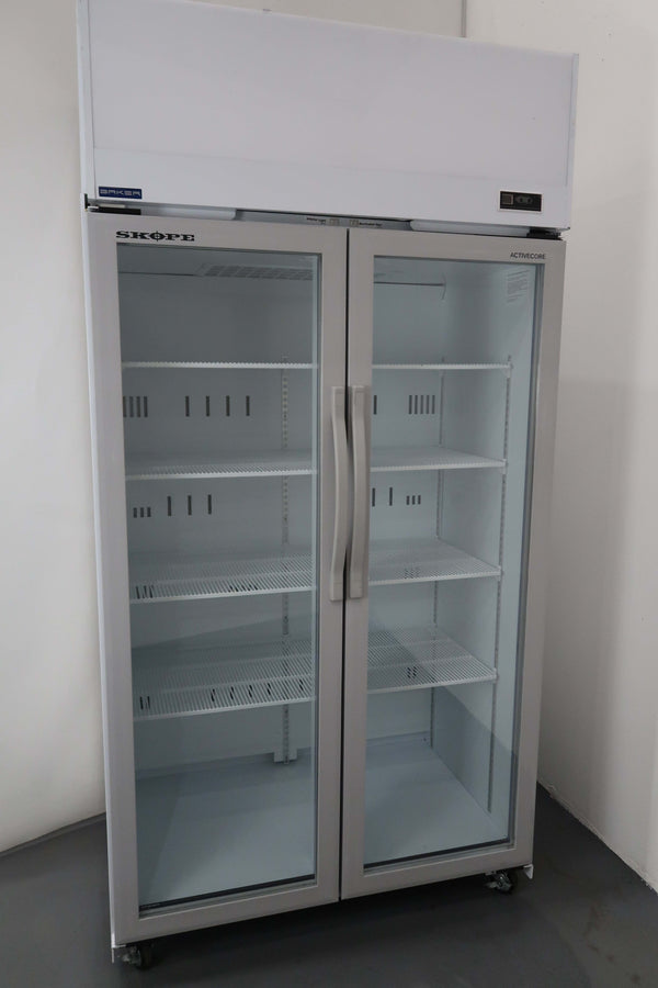 Skope TCE1000 Upright Fridge (2)