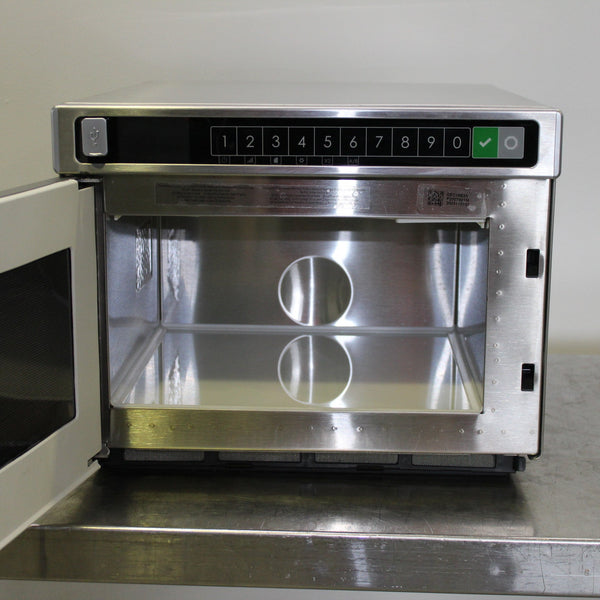 Menumaster DEC18E2A Microwave (4)