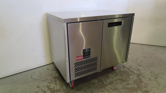 Glacian BCS6955 Undercounter Fridge (2)