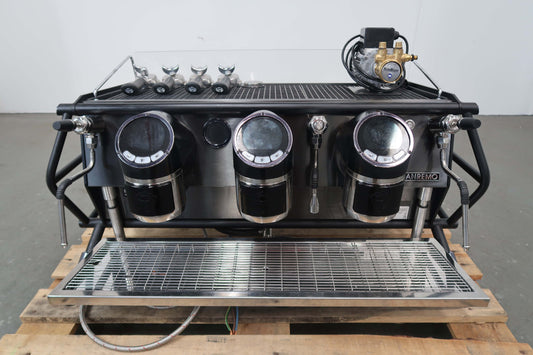 San Remo CAF� RACER NAKED 3 Group (2)