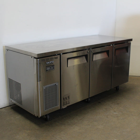 Skipio SUF18-3 Undercounter Freezer (2)