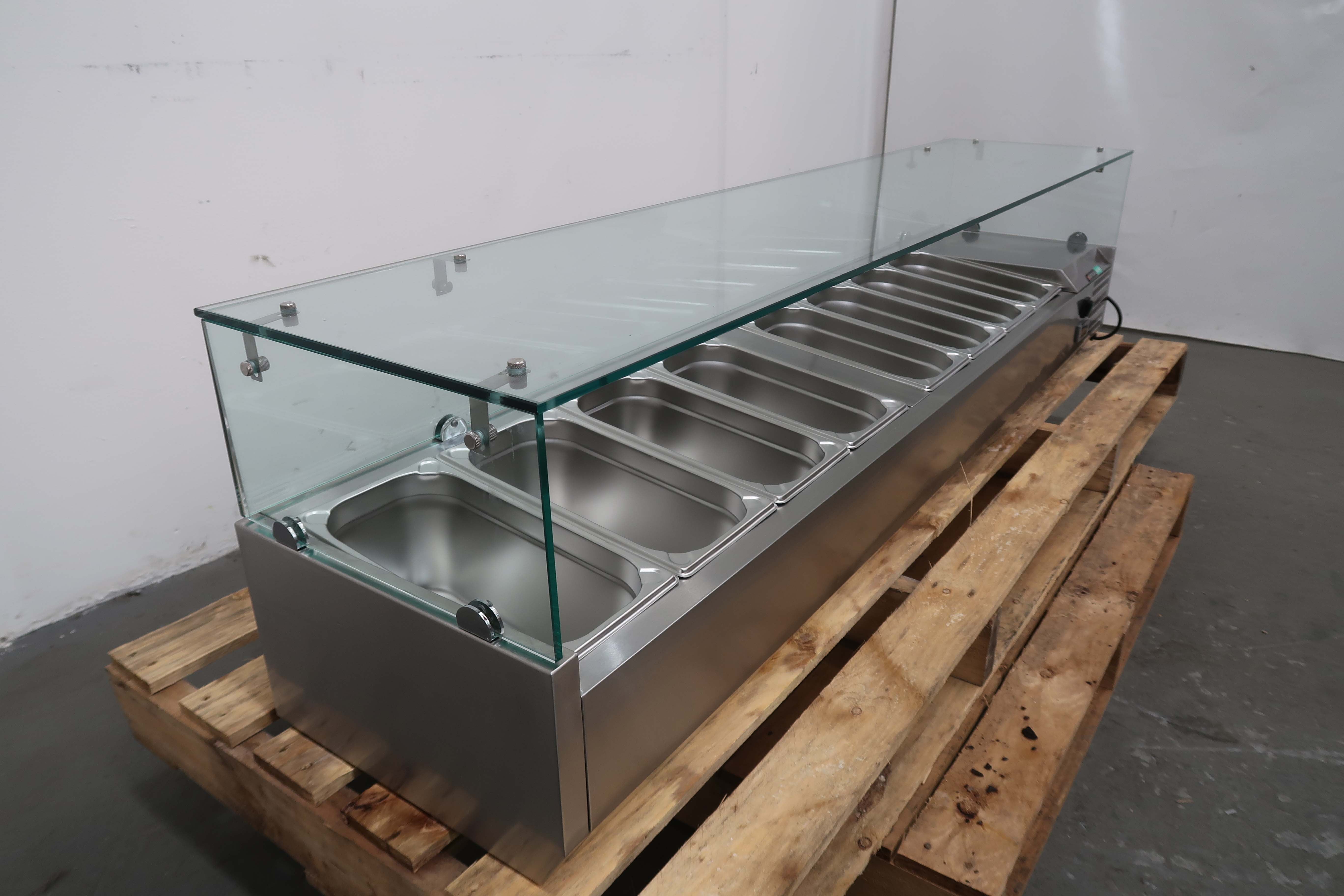 Anvil VRX1800 Refrigerated Glass Canopy (4)