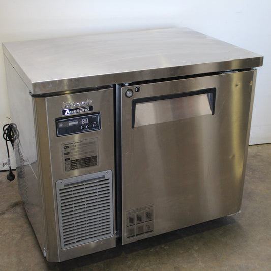 Austune KUF9-1 Undercounter Freezer (2)