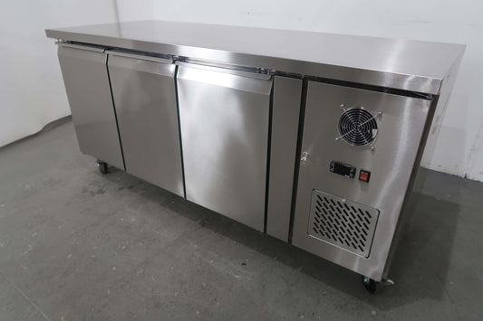 FED GN3100TN Undercounter Fridge (2)