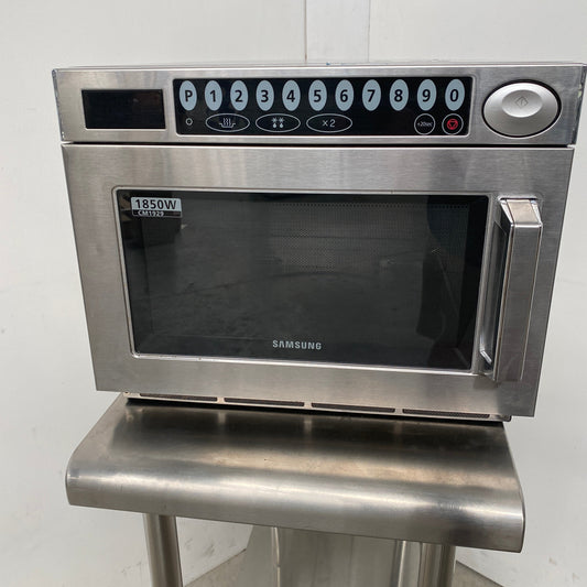 Samsung CM1929 Microwave (2)