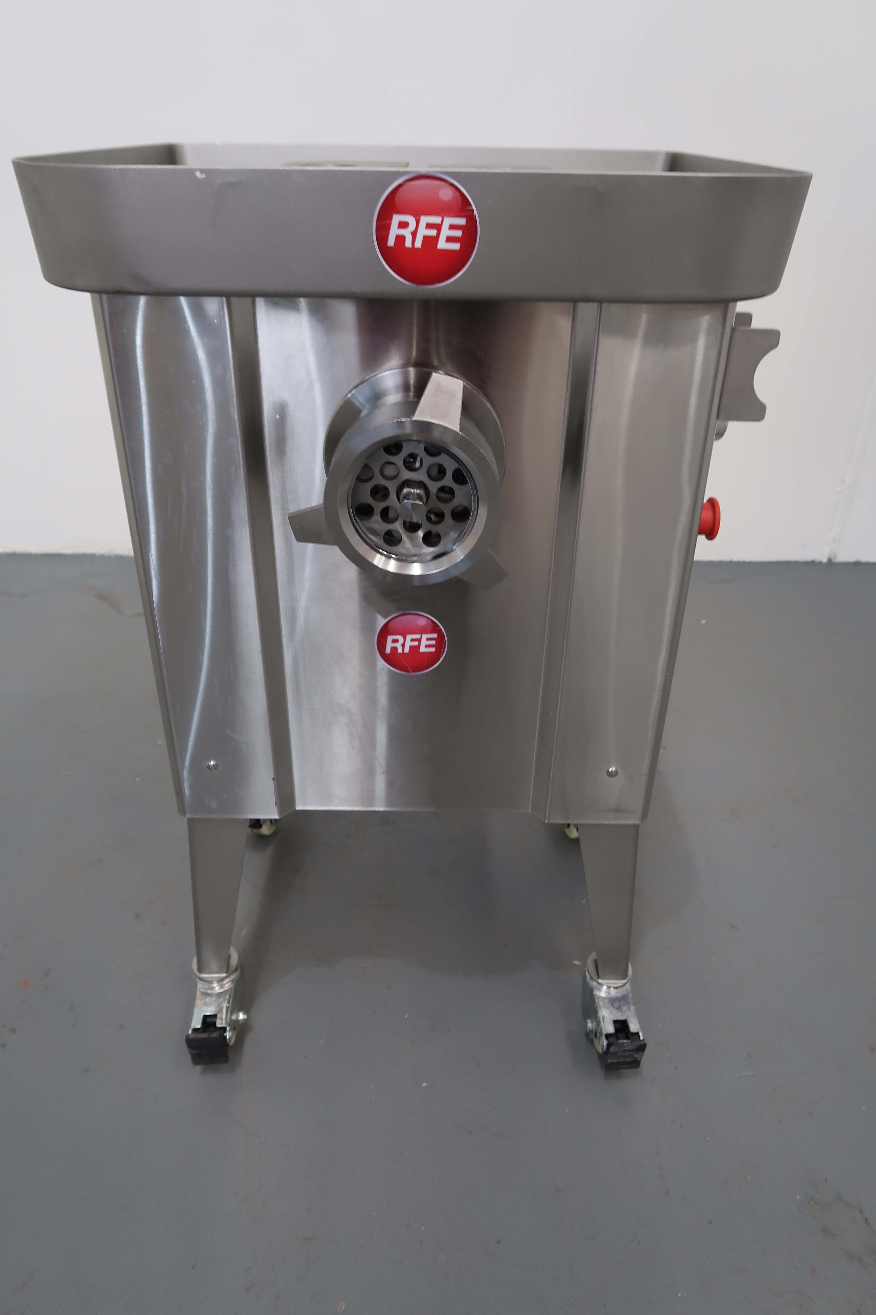 RFE DM-32W Meat Mincer (2)