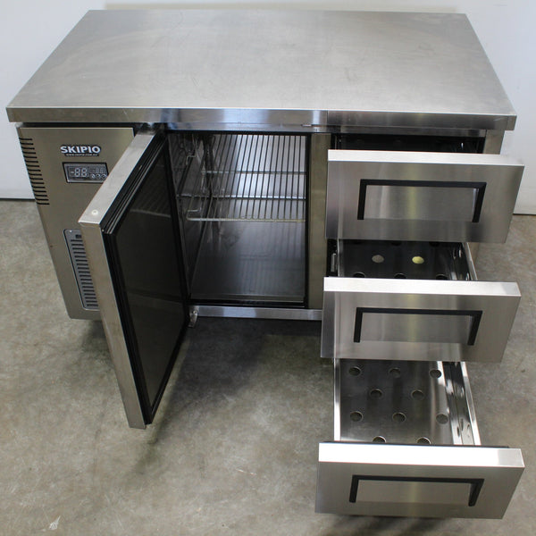 Skipio SUF12-3D-3 Undercounter Freezer (4)