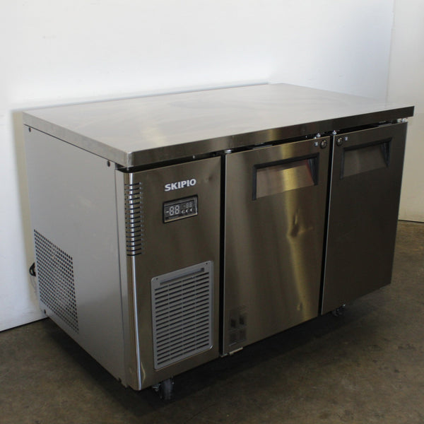Skipio SUR12-2 Undercounter Fridge (2)