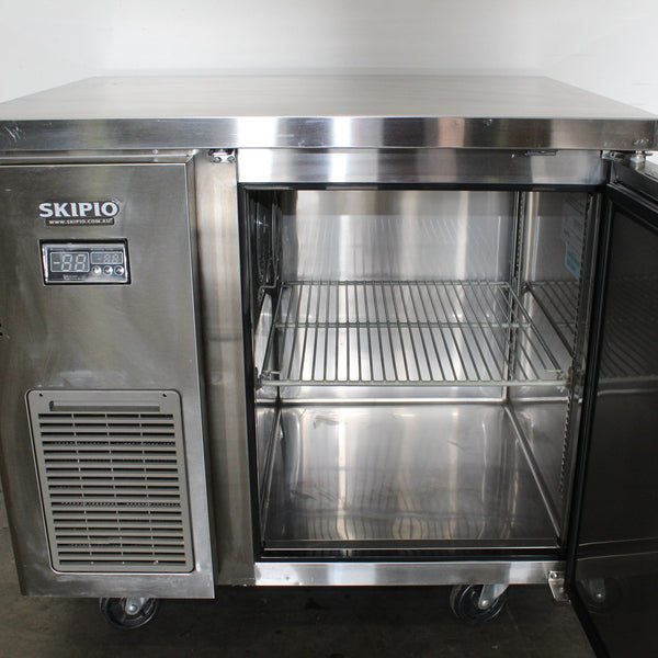 Skipio SUF9-1 Undercounter Freezer (4)