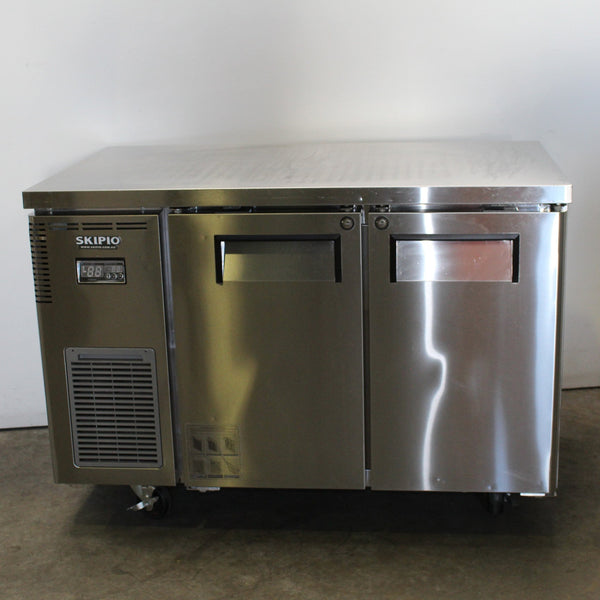 Skipio SUF12-2 Undercounter Freezer (3)