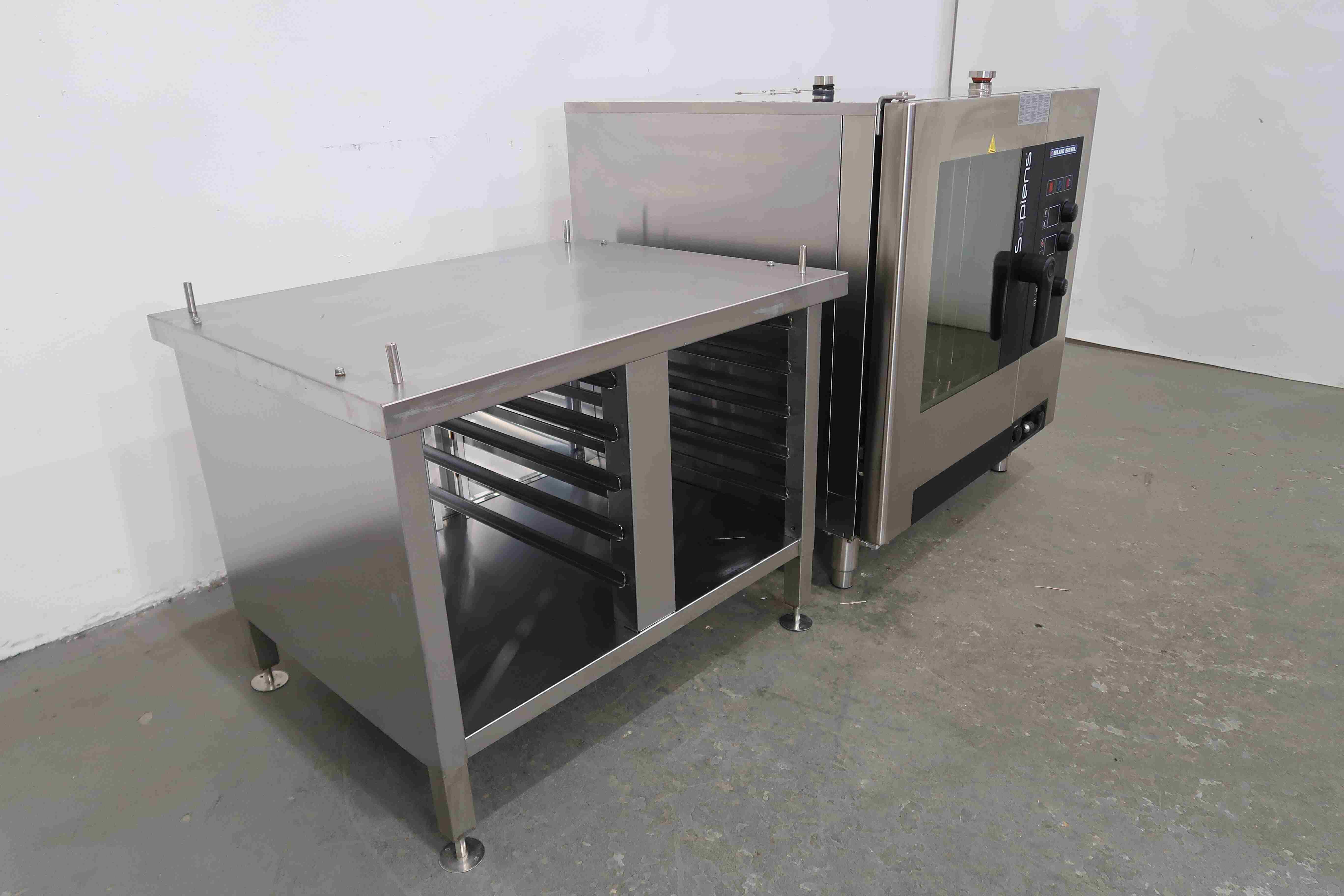 Thumbnail - Blue seal E7RSDW-LC Combi Oven W/Stand (4)