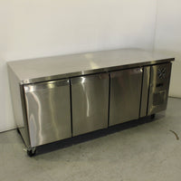 FED GN3100BT Undercounter Freezer (2)