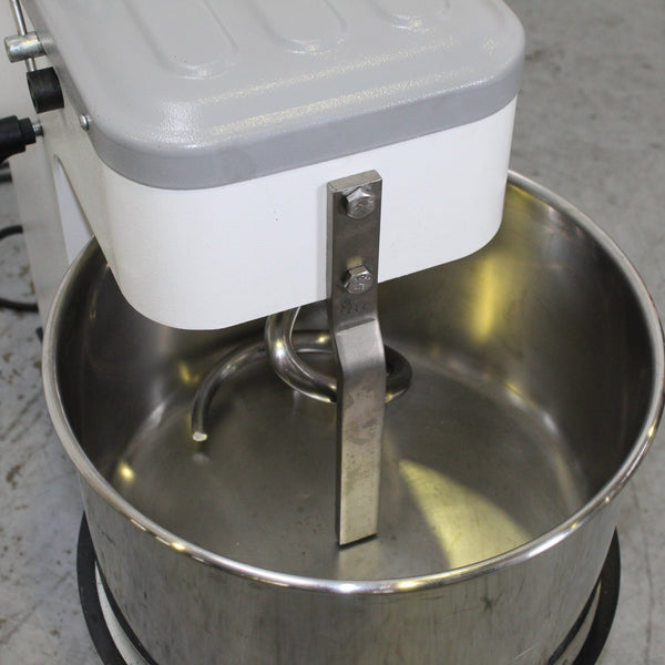 Mecnosud PK18AM Spiral Mixer (4)