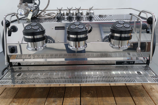 La Marzocco STRADA 3AV Coffee Machine (2)