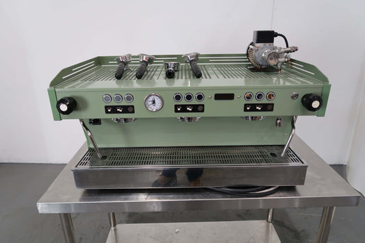 La Marzocco LINEA PB 3Grp Coffee Machine (2)