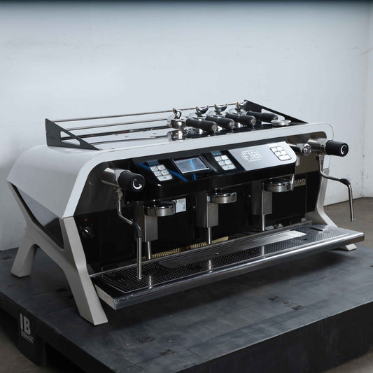 Sanremo F18 3 Group Coffee Machine (2)