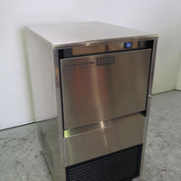 Skope ALFA DP45A U/Counter Ice Machine (2)