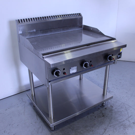 B&S GRP-9 3 Burner Griddle (2)