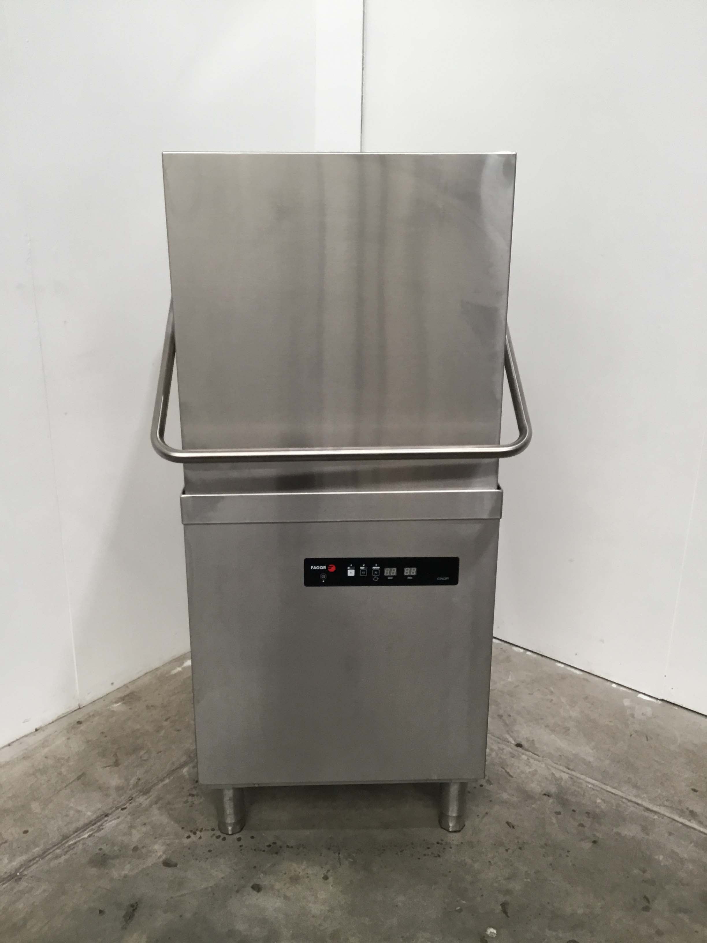 Fagor CO-142 BDD Pass Through Dishwasher (4)