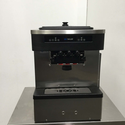 Taylor C161-40 Ice Cream Machine (2)