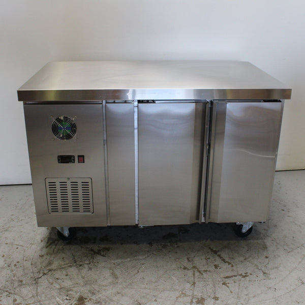 FED TL1200BT 2 Door Undercounter Freezer (3)