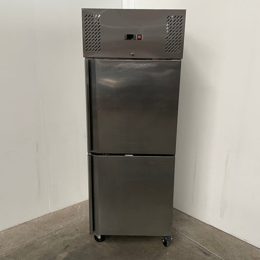 FED GN650TNM Upright Fridge (2)
