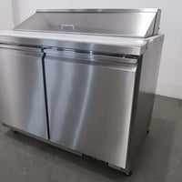 Polar GD882-A Pizza Prep Bench (2)