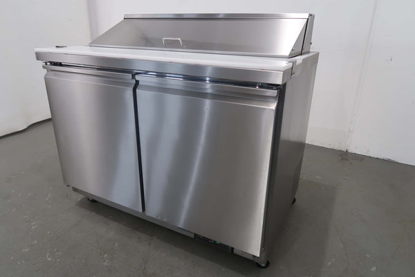 Polar GD882-A Pizza Prep Bench (2)