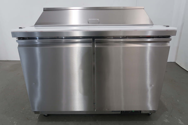 Polar GD882-A Pizza Prep Bench (3)