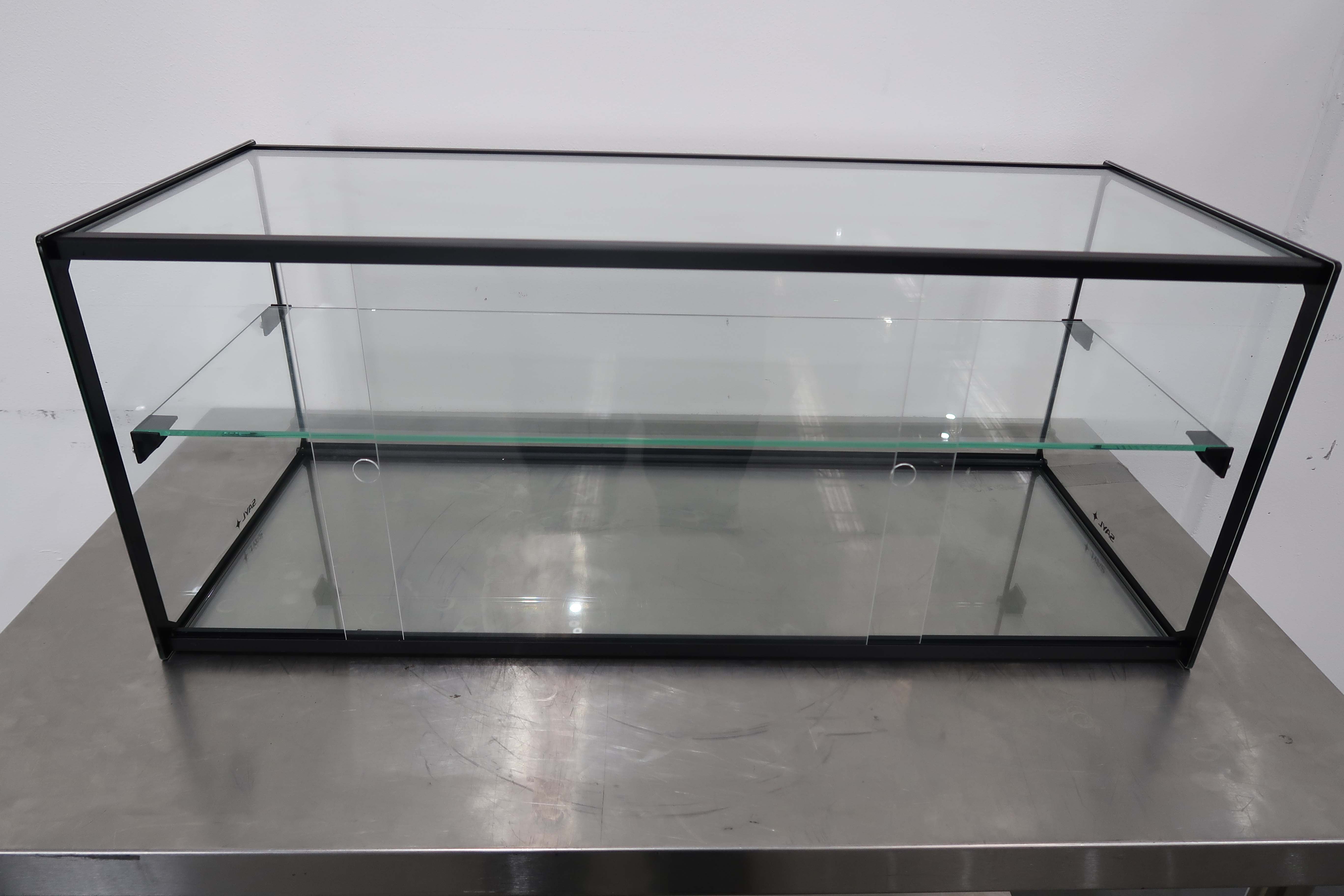 Sayl Counter Top Confectionary Showcase (5)