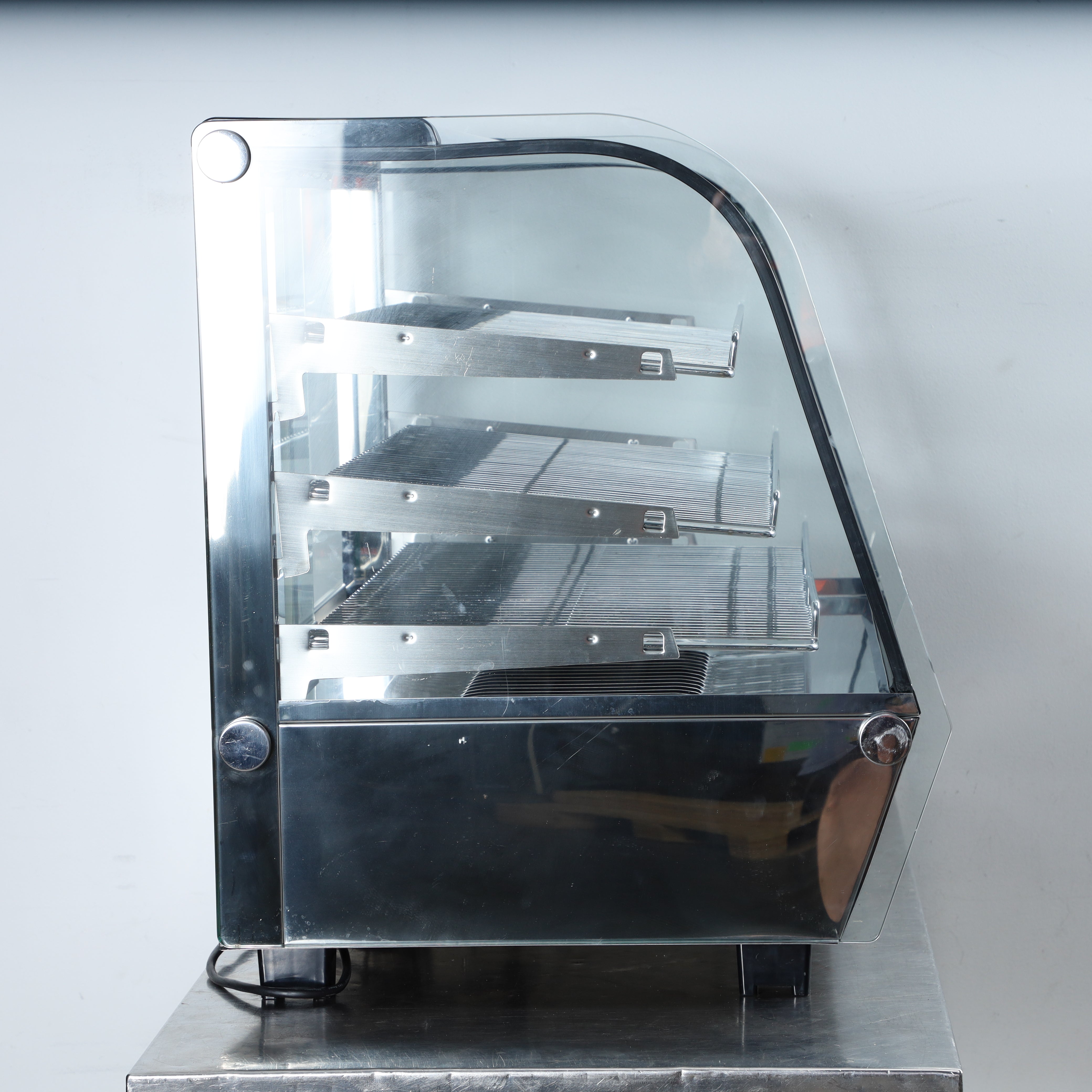 Apuro CD232-A-02 Heated Display (4)