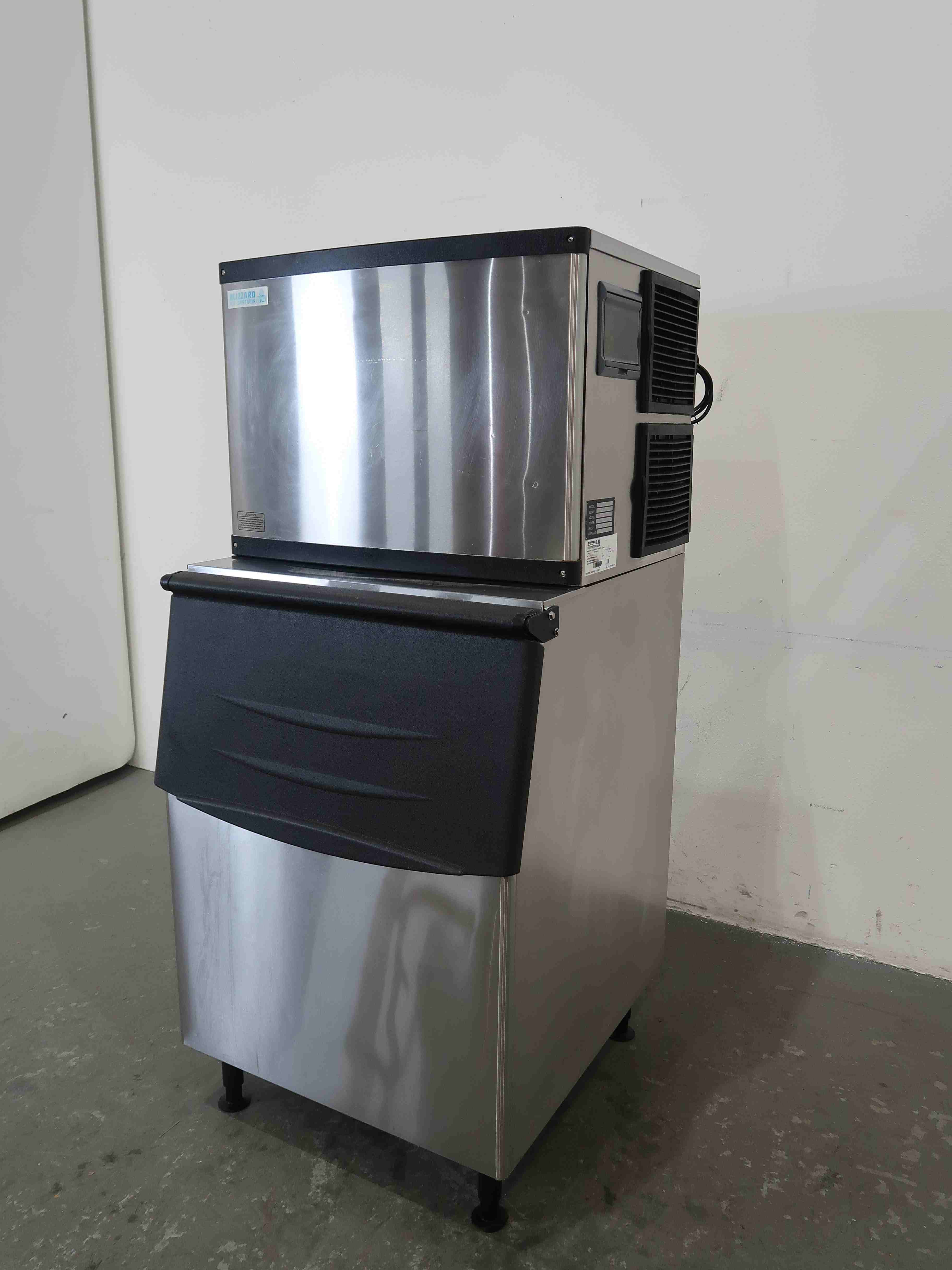 Blizzard SN-700P Ice Machine (4)